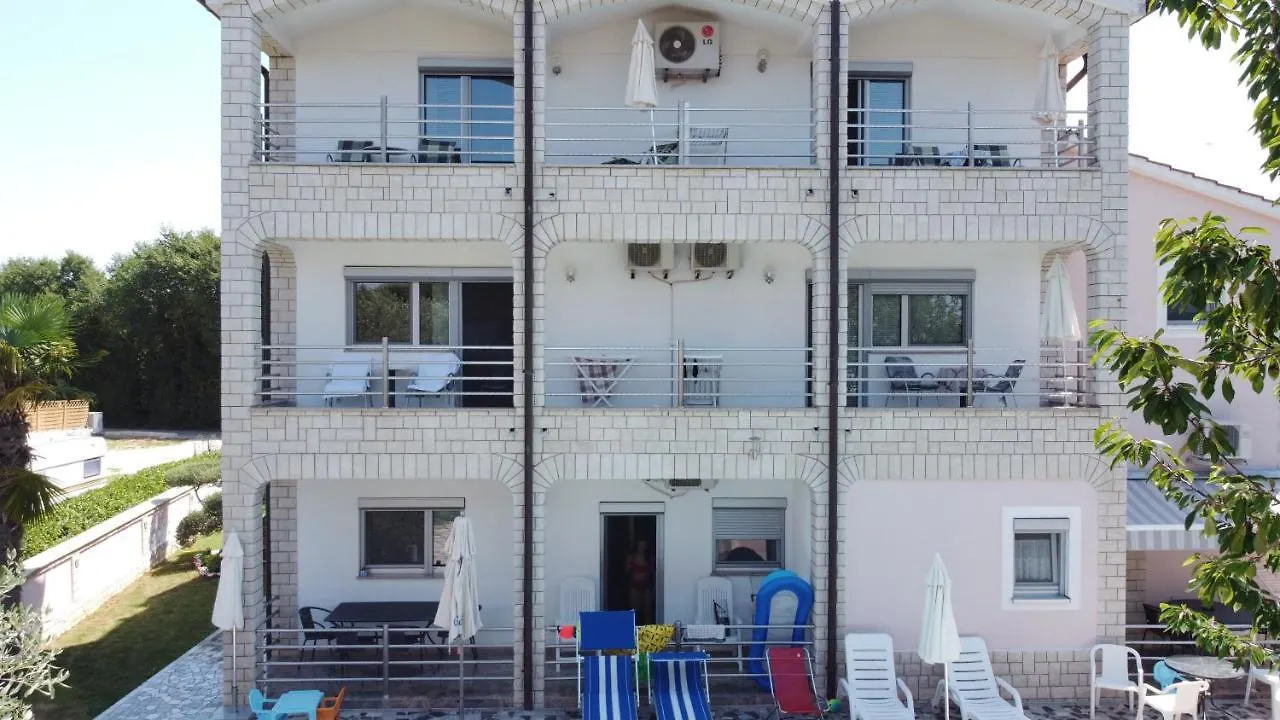 Villa Baldi Tar-Vabriga Apartment