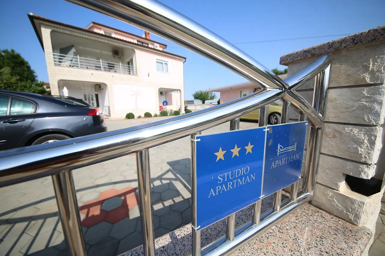 Villa Baldi Tar-Vabriga 0*,  Croatia